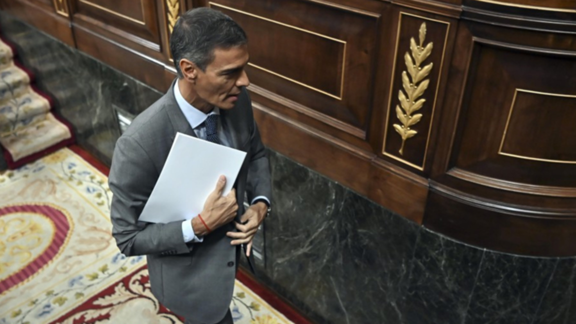Испанският министър-председател Педро Санчес в парламента в Мадрид, Испания, 10 септември 2025 г.