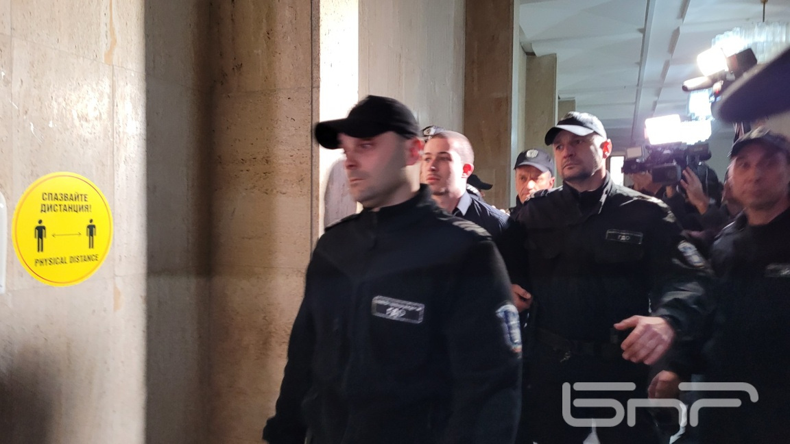 Бургазлиев обжалва мярката си за неотклонение, очакват се протести 