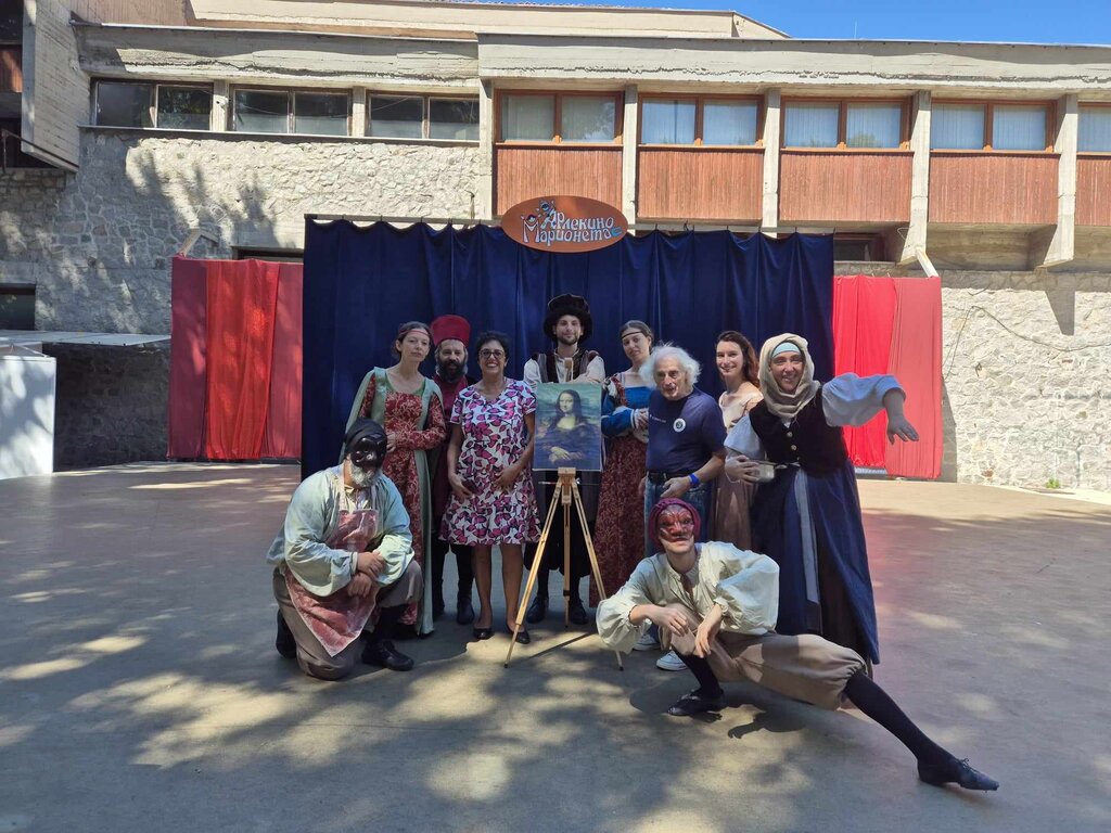 Фестивалът "Арлекино и Марионета" и "Твоето тяло е твое"