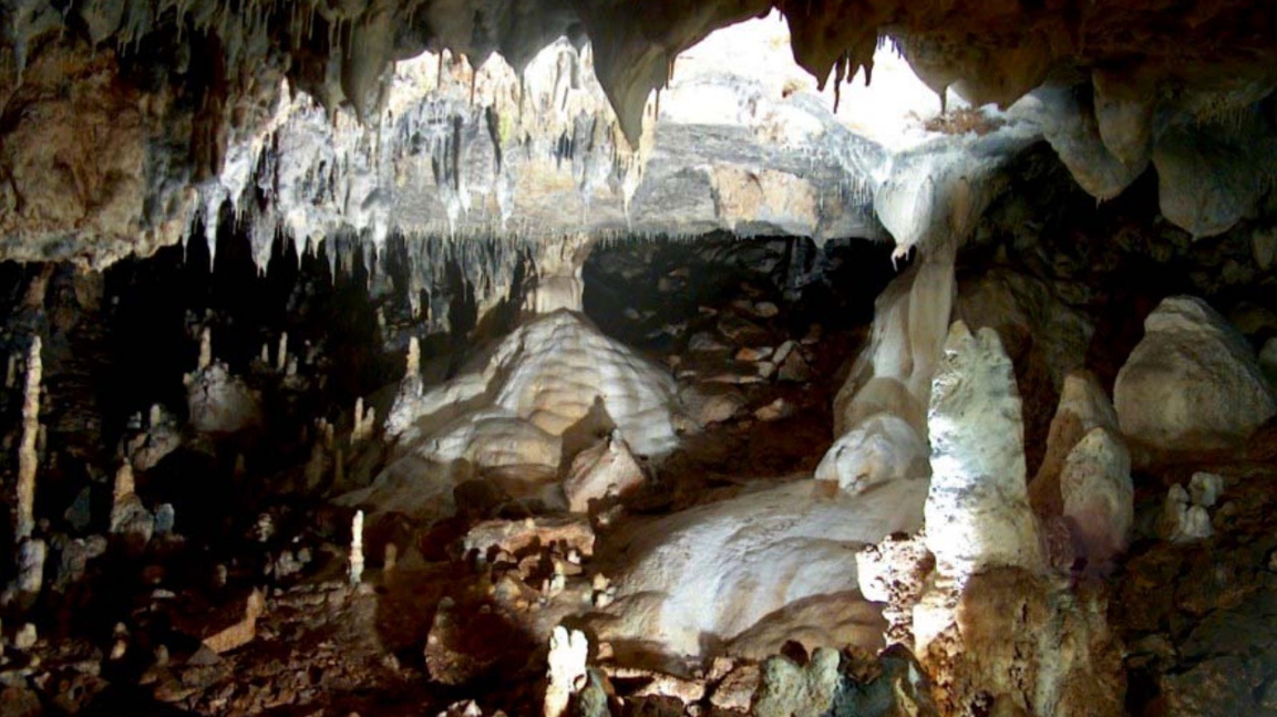 65 Jahre seit der Entdeckung der Märchenhöhle Sneschanka