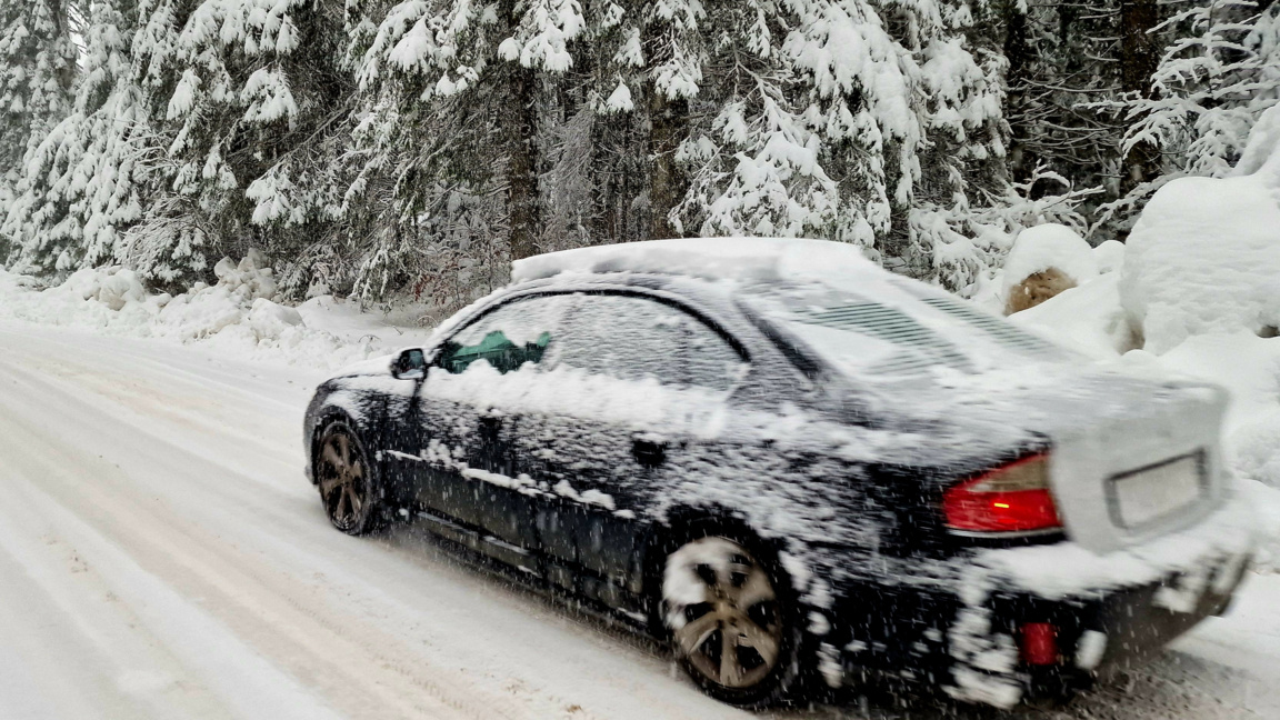 Ограничения на движението на "Рожен" и "Превала"