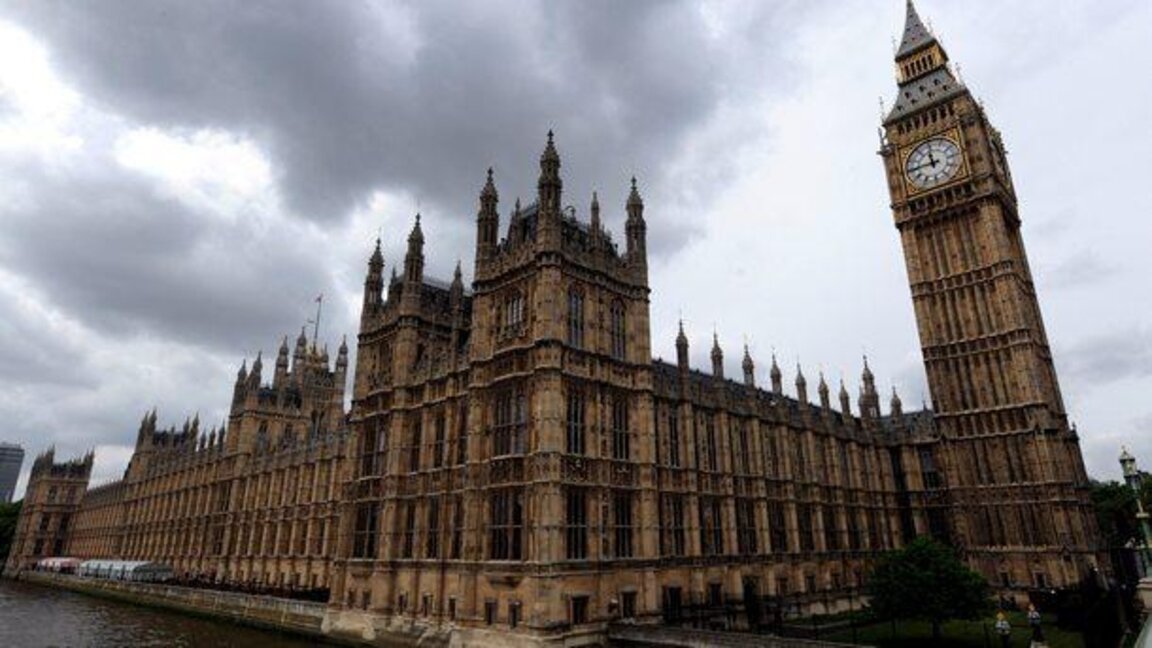 Камарата на общините в Лондон подкрепи законопроекта за депортиране на бежанци в Руанда