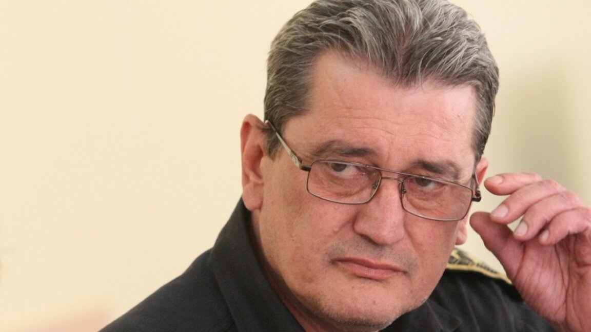 Николай Николов