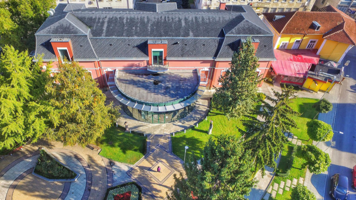 Галерия за младите...