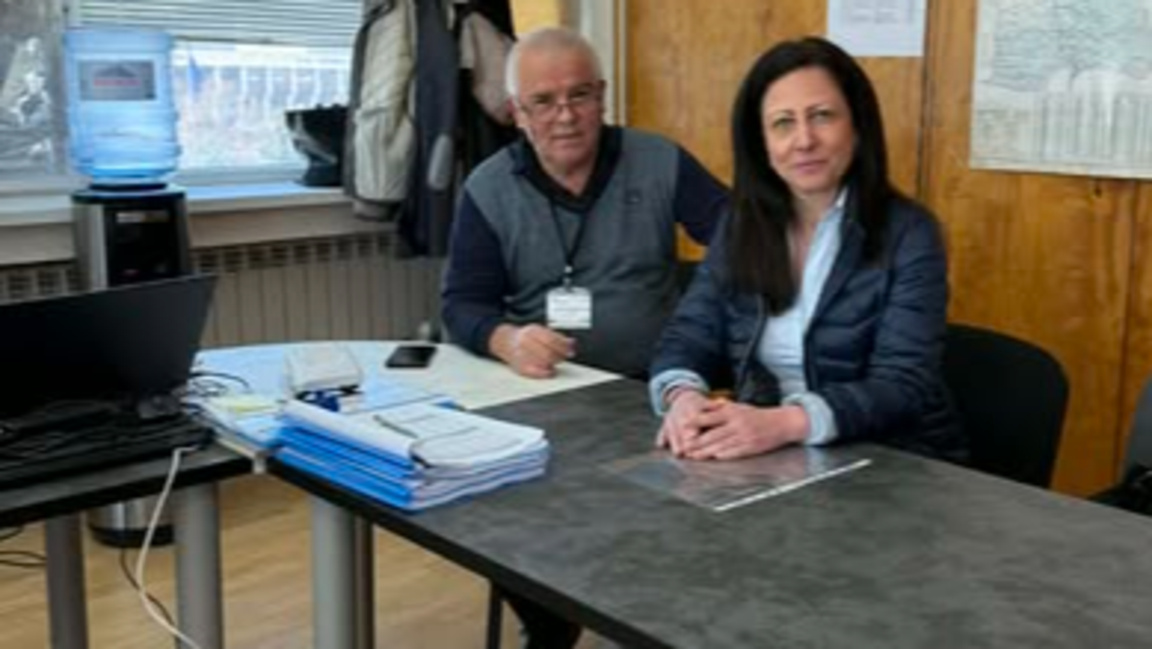 Цвета Рангелова повежда листата на "Възр...