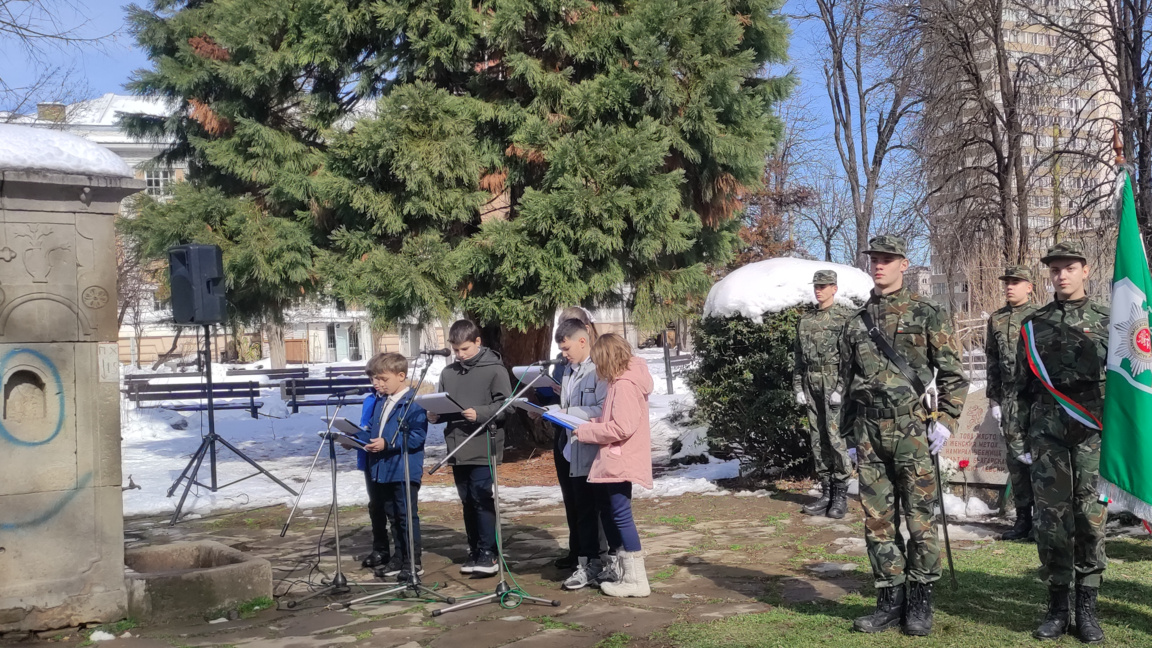 В Габрово почетоха годишнината от гибелта на Васил Левски