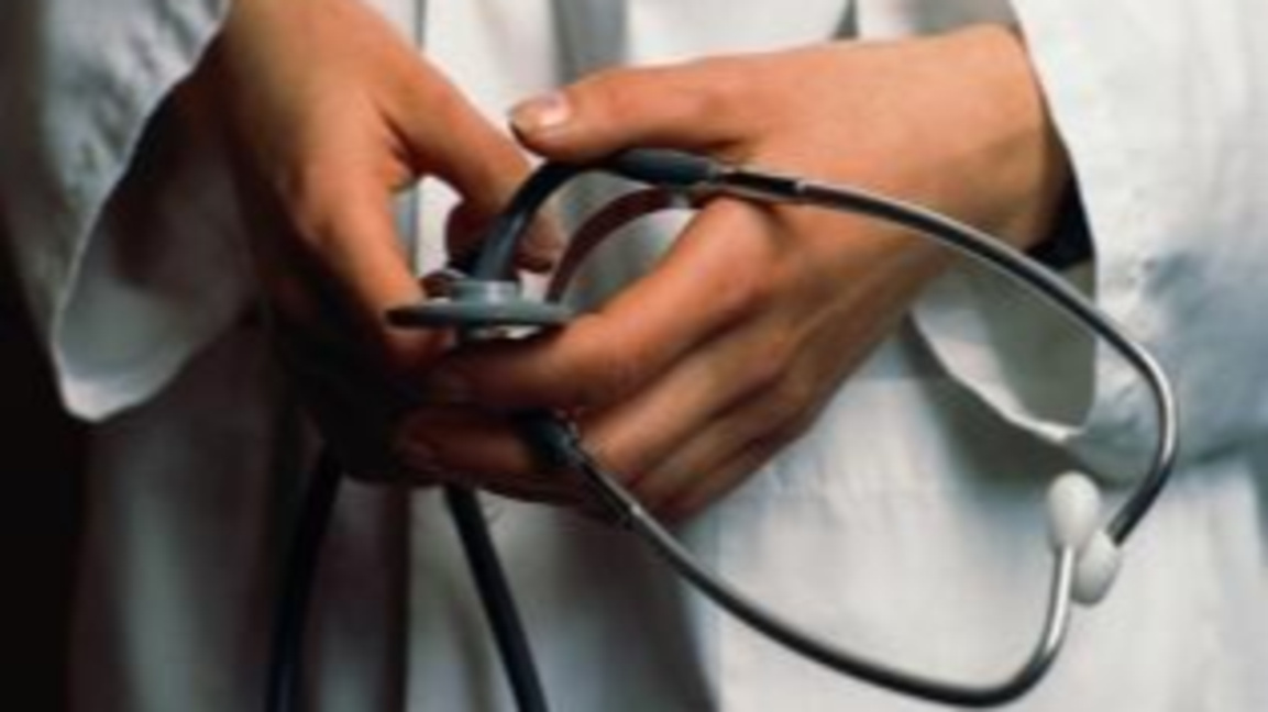 Лекари в Испания протестираха за по-добри условия на труд