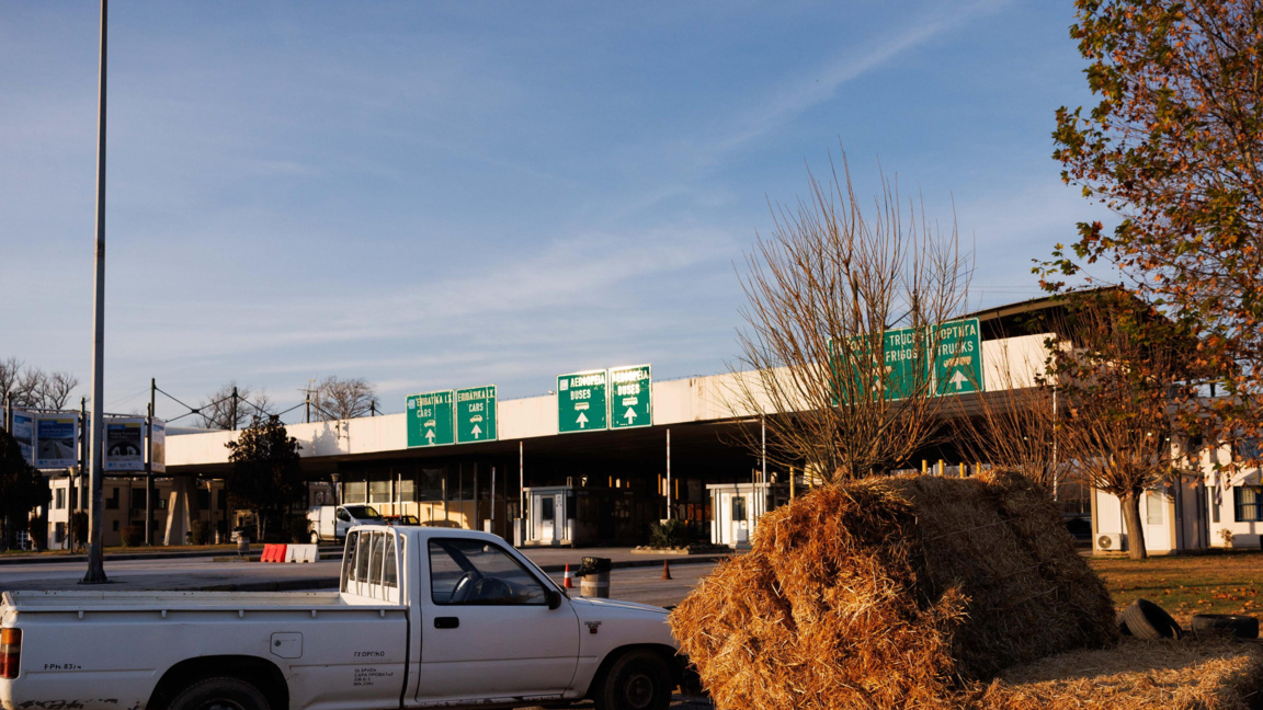 Гръцките фермери блокират касите за плащане на пътни такси