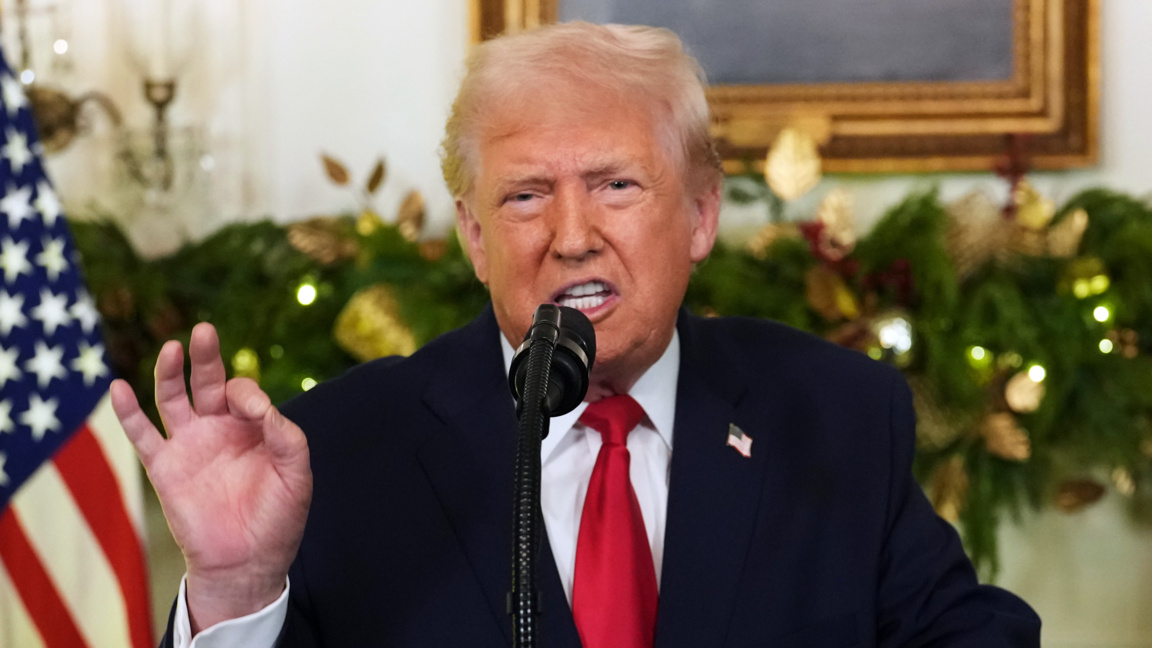 Как 2025 промени света: Тръмп, войната и...