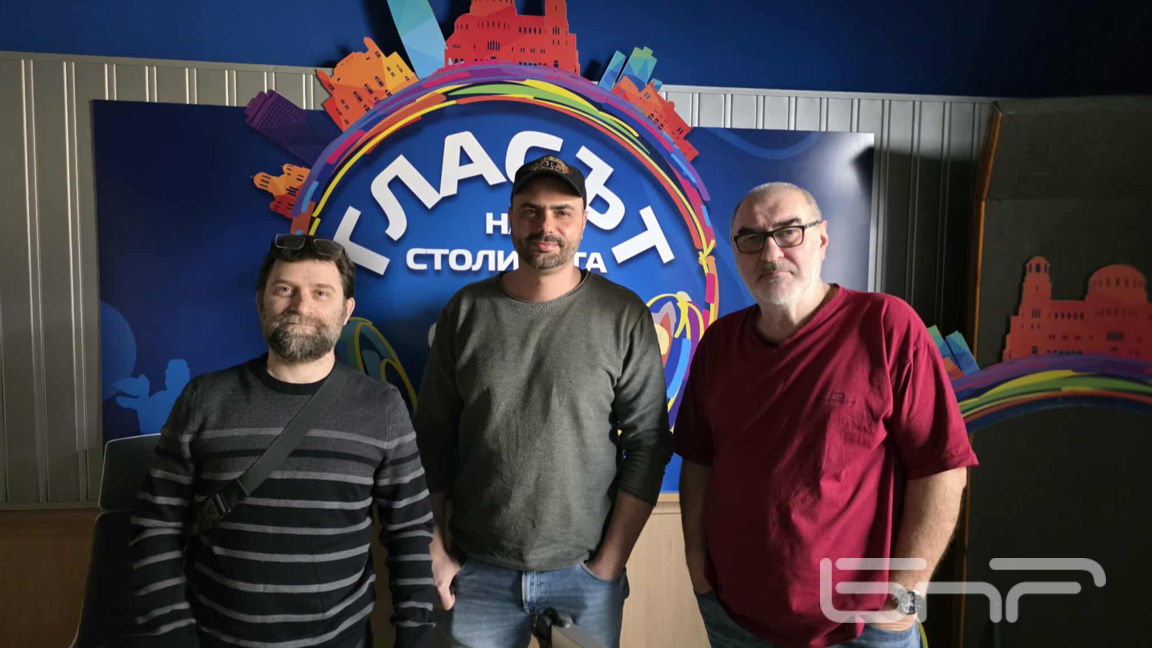 М. Михайлов, К.Райдовски и П. Пейков