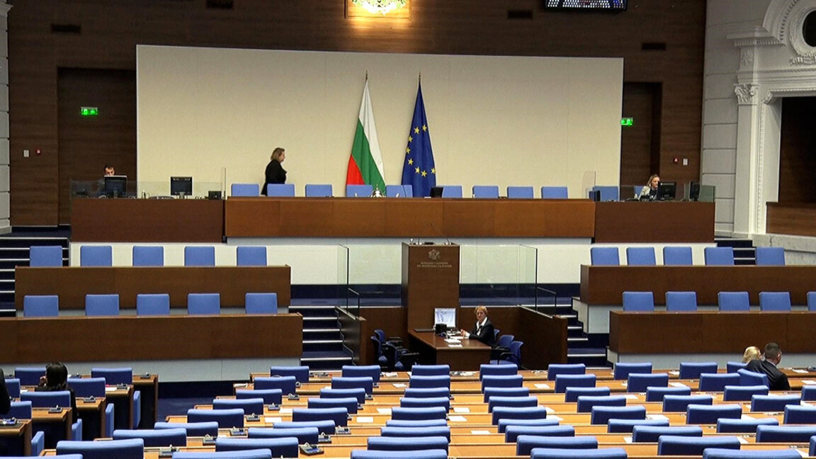 Bulgaria’s Parliament fails to hold a session for the third consecutive day due to a lack of quorum