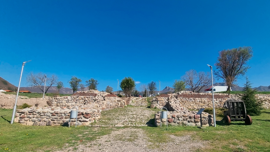La forteresse "Touida" près de Sliven pr...