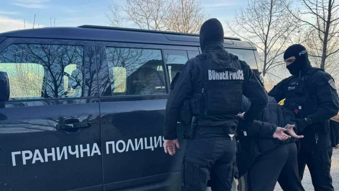 Telefon dolandırıcılığına karışan 2 kişi Tuna Köprüsü'nde yakalandı