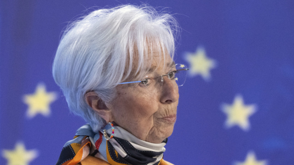 Президентът на Европейската централна банка Кристин Лагард говори на пресконференцията на банката след срещата във Франкфурт, 6 март 2025 г.