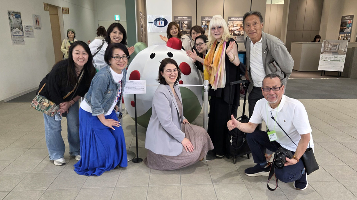 Български фестивал представи духа на род...