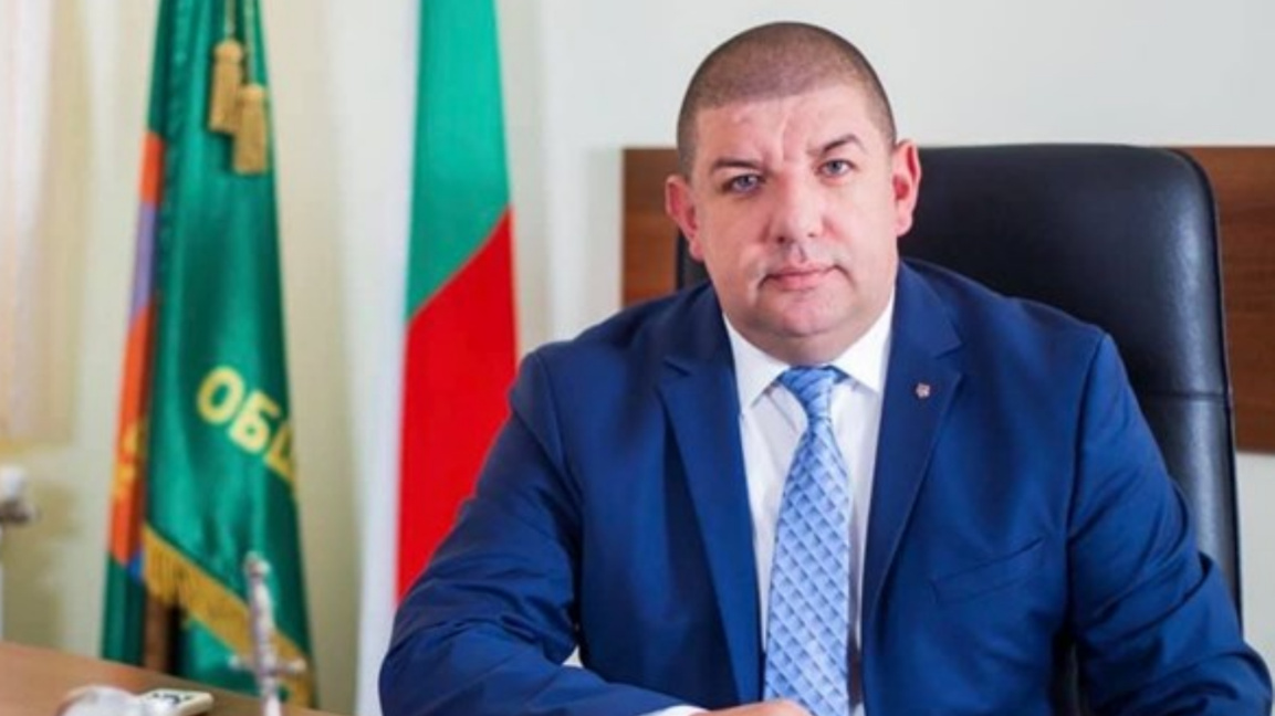 Кметът на Кричим се отказа от депутатско...