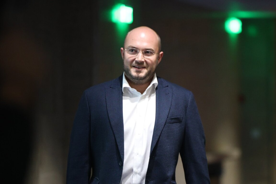 Борба с имотната мафия: Проверяват хосписи и домове за възрастни