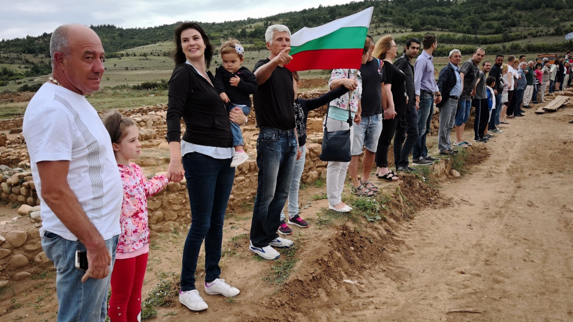 61% от българите заявяват, че са били ща...