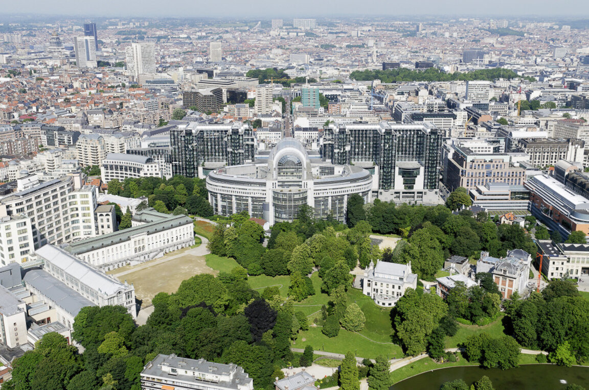 Цзян Го работел в Европарламента от 2019 г. до ареста си миналата година