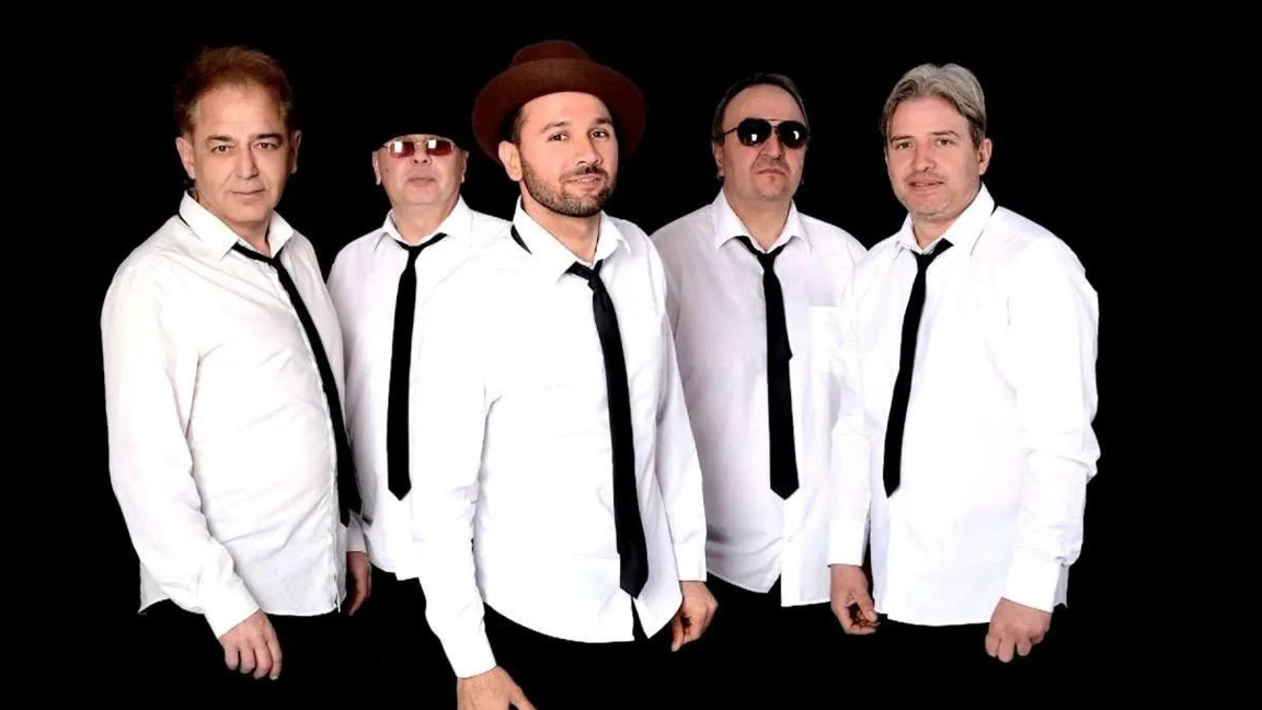 Группа "Атлас" отмечает 40-летие новым а...