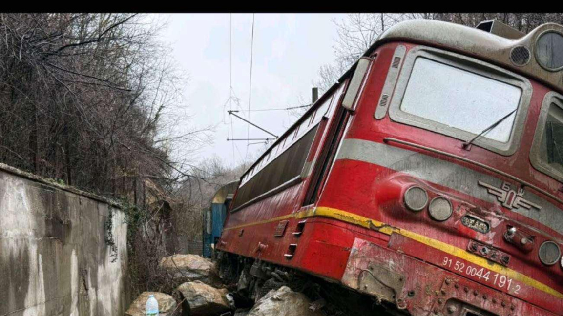 Пътниците, пострадали при влаковия инцид...