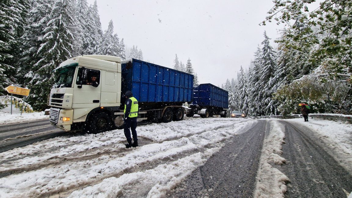 Възстановено е движението през Котленския проход