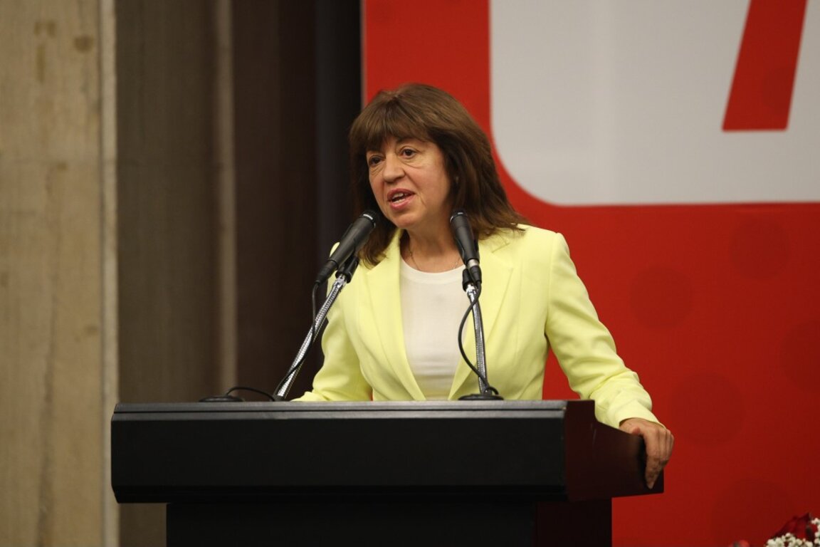 Председателят на ПДС Елена Нонева