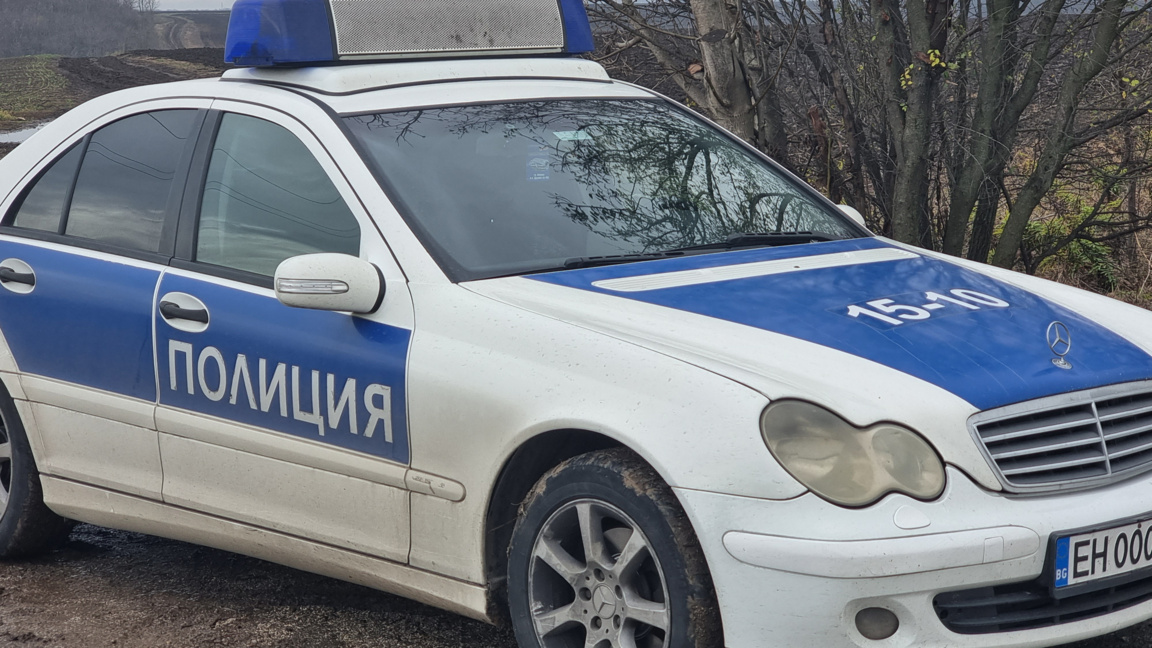 Пътят Плевен - Бяла временно е затворен заради катастрофа край Страхилово