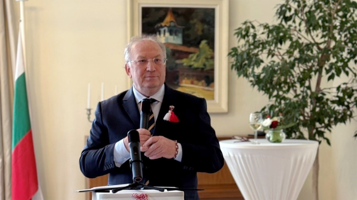 Embajador Svetlan Stoev: "Hay más de 19....