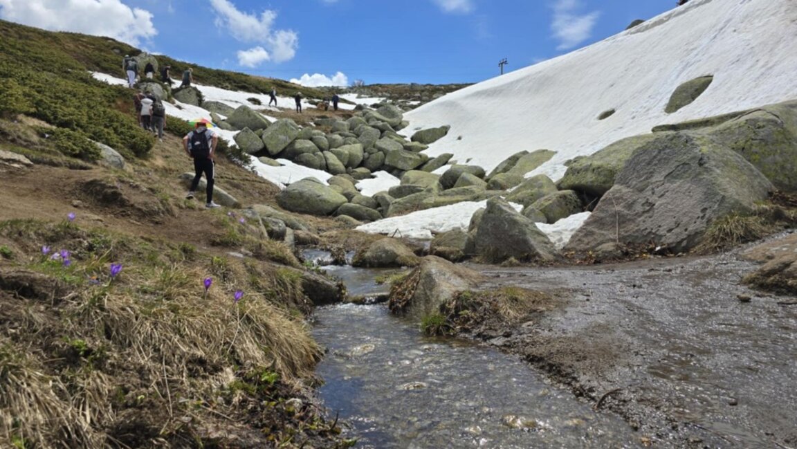 A walk to the beautiful Cherni Vrah