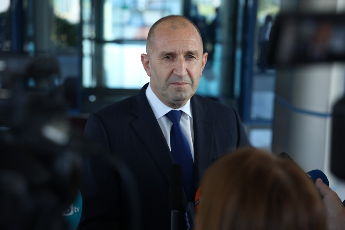 Президентът Румен Радев.