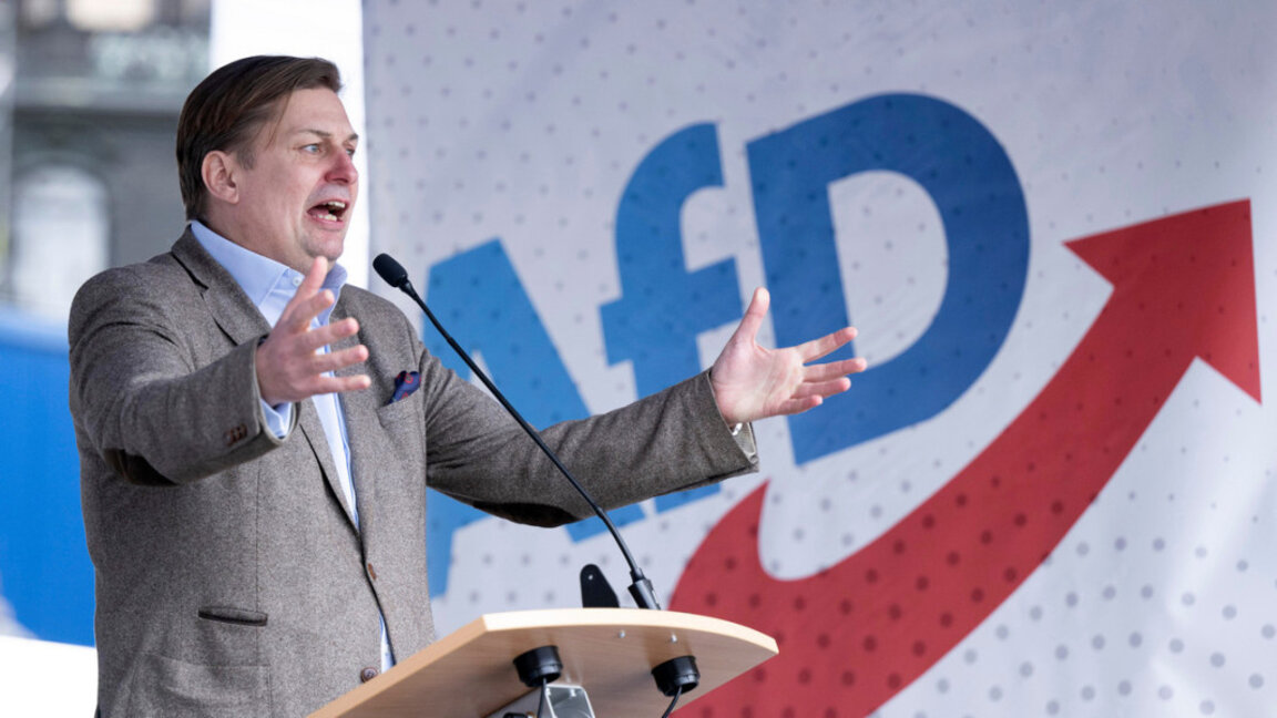 Максимилиан Кра