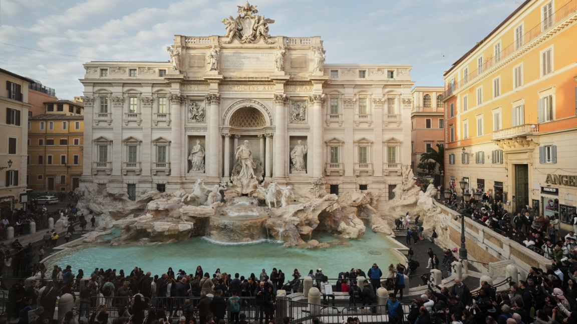 Достъпът на туристи до фонтана "Треви" в Рим става платен