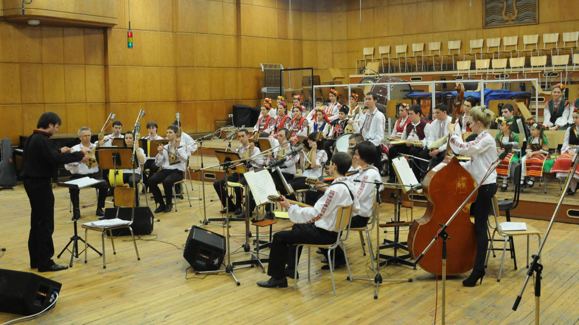 Предстои 25-ото издание на "Млади фолкло...