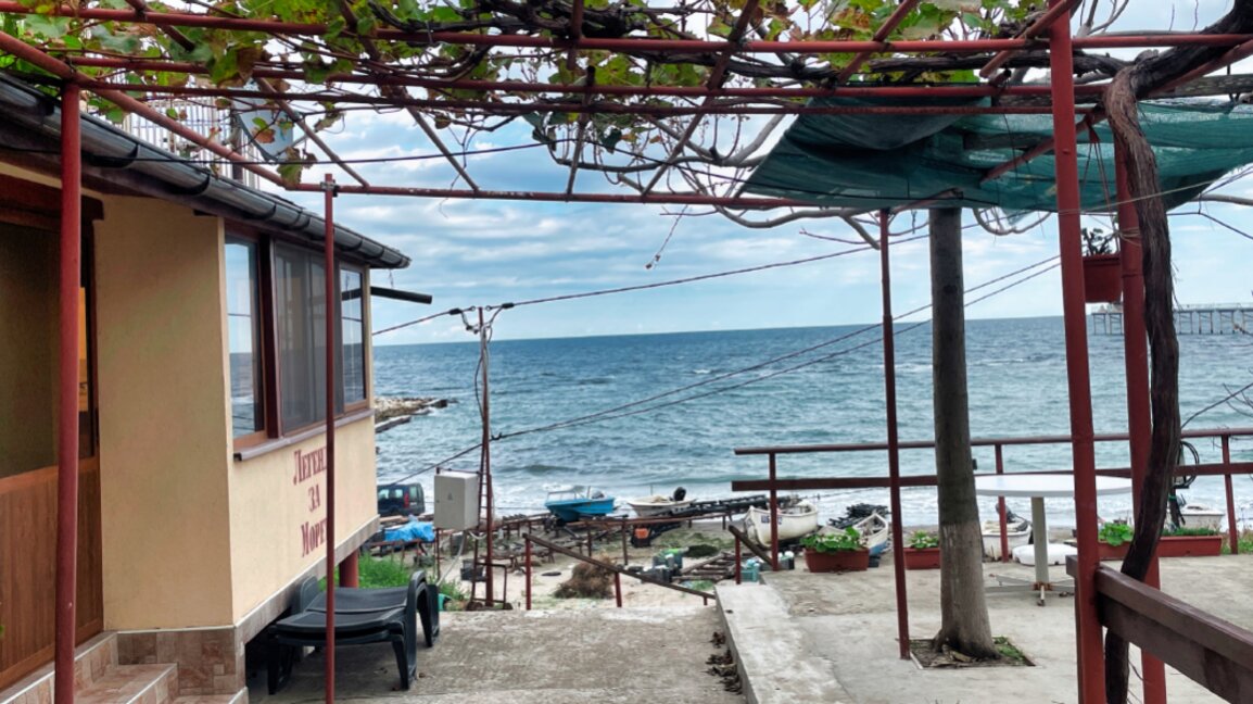 Cape Shabla: The lighthouse, boats and hot spring of the village of Karia
