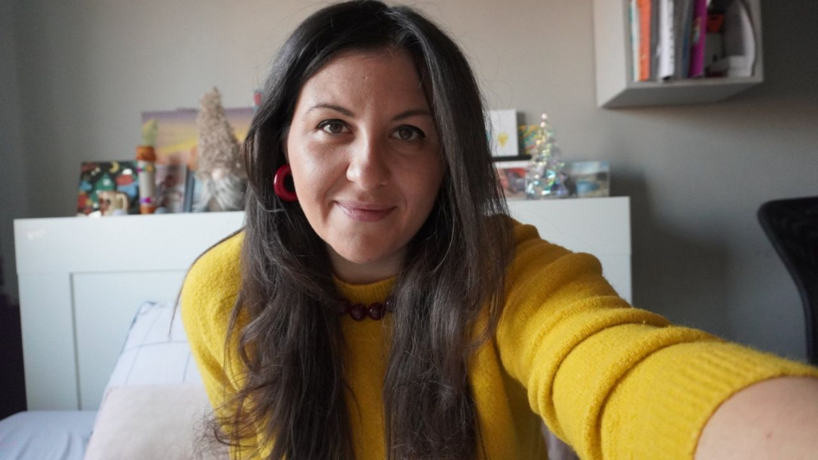 Zwischen zwei Welten: Deniza Ürge findet...