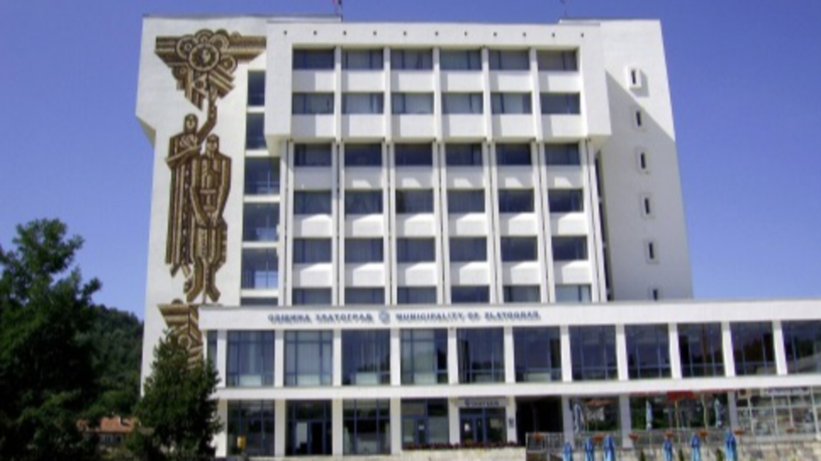 Аварирал далекопровод остави част от община Доспат без ток