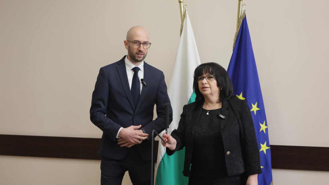 Георги Клисурски пое поста на финансов министър от Теменужка Петкова