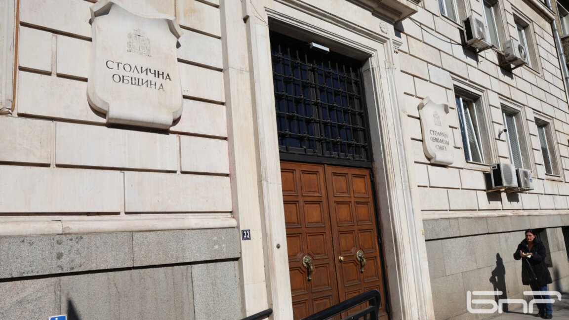 Неофициално: КПК претърсва в СО след твърденията за натиск над кметовете на "Люлин" и "Младост"