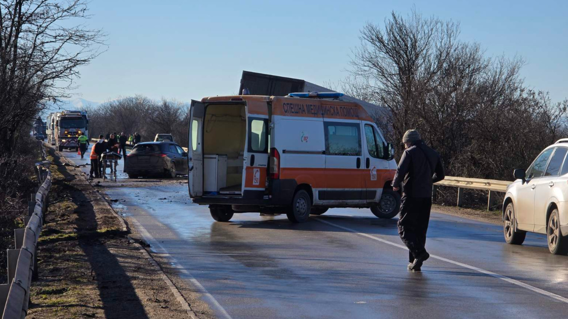 Тежка катастрофа със загинал край Радило...
