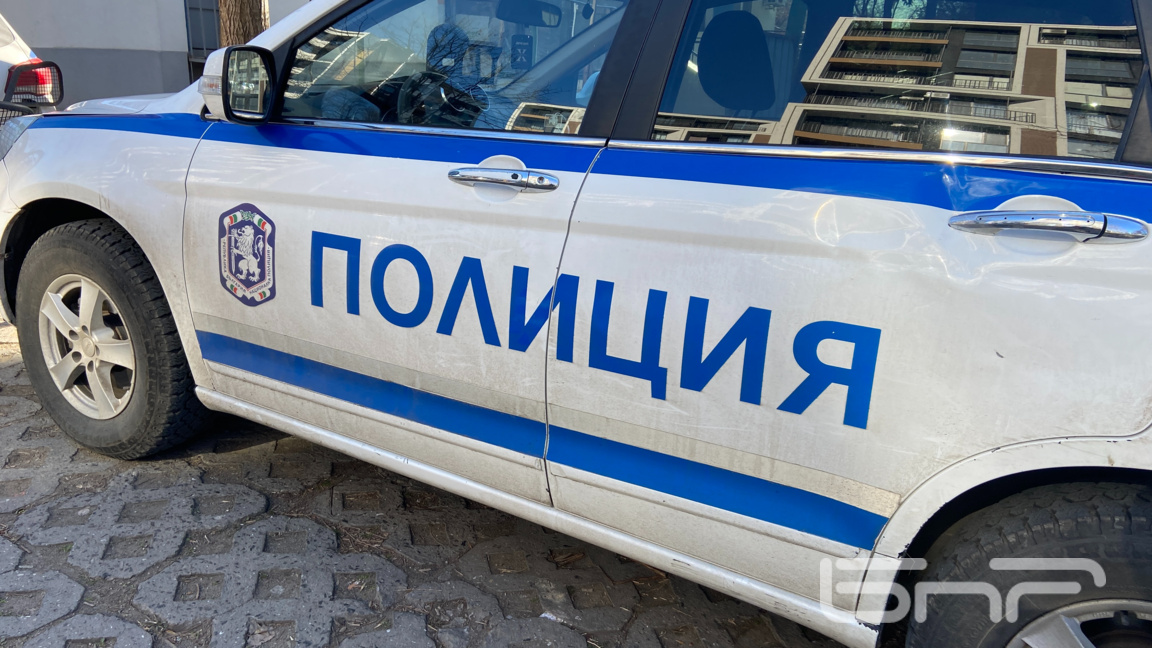 Катастрофа между два автомобила край Крайморие