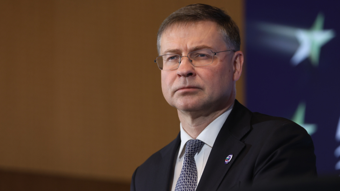 Valdis Dombrovskis: Trecerea la euro plasează Bulgaria în centrul Europei
