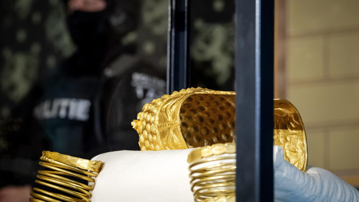 Румънското златно съкровище, което бе от...