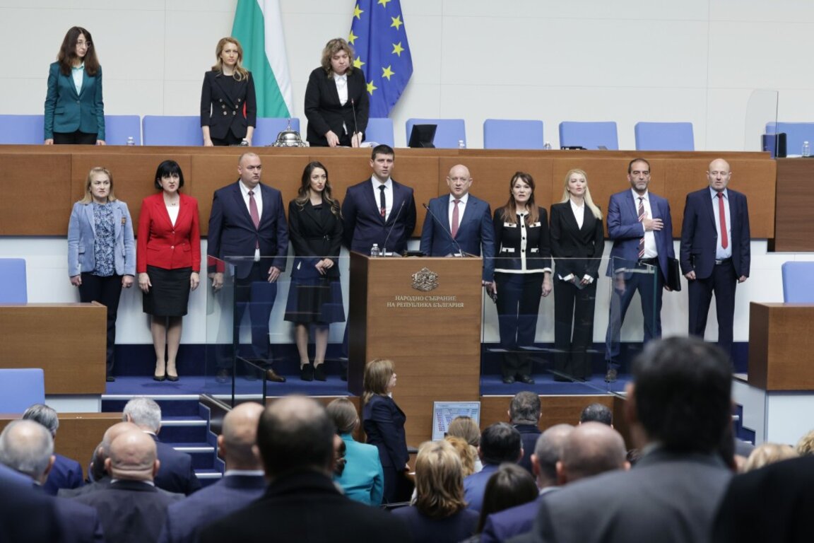 Депутатите от "Величие" се заклеха.