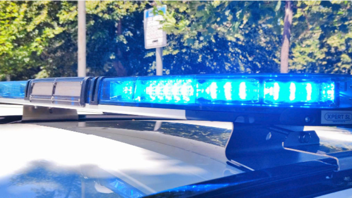 Юмруци в главата...