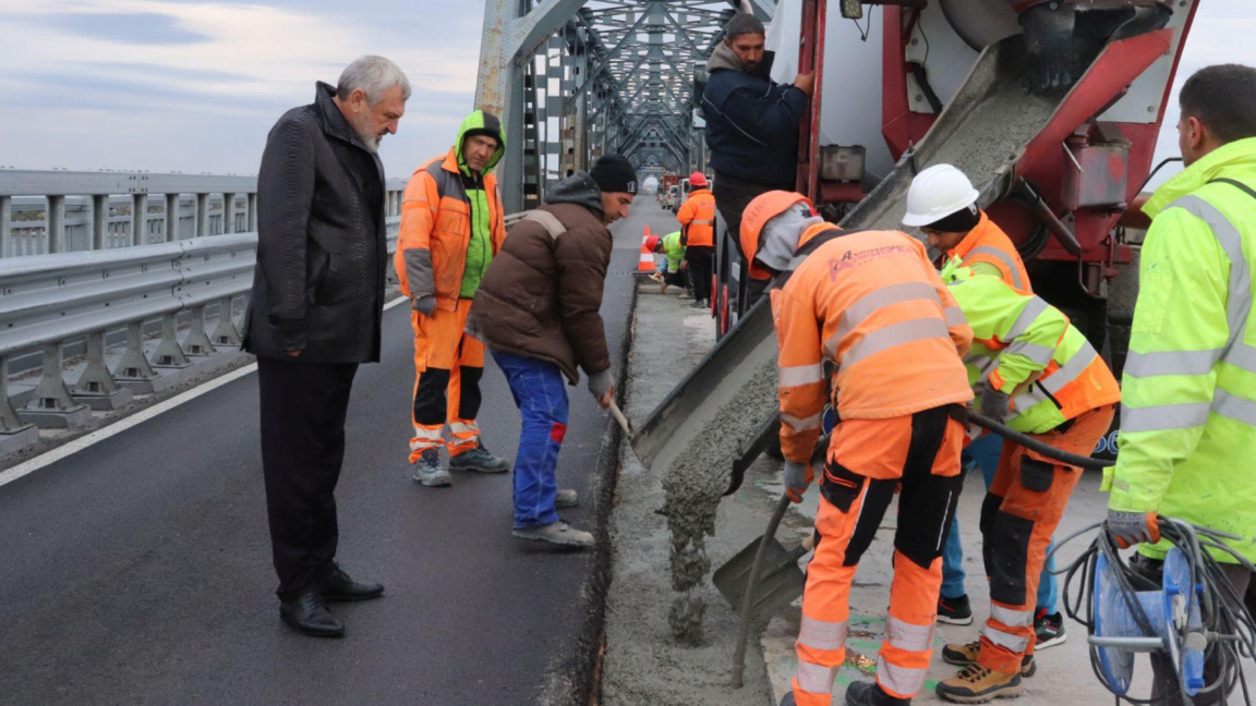 Наставља се реконструкција Дунавског моста код Русеа