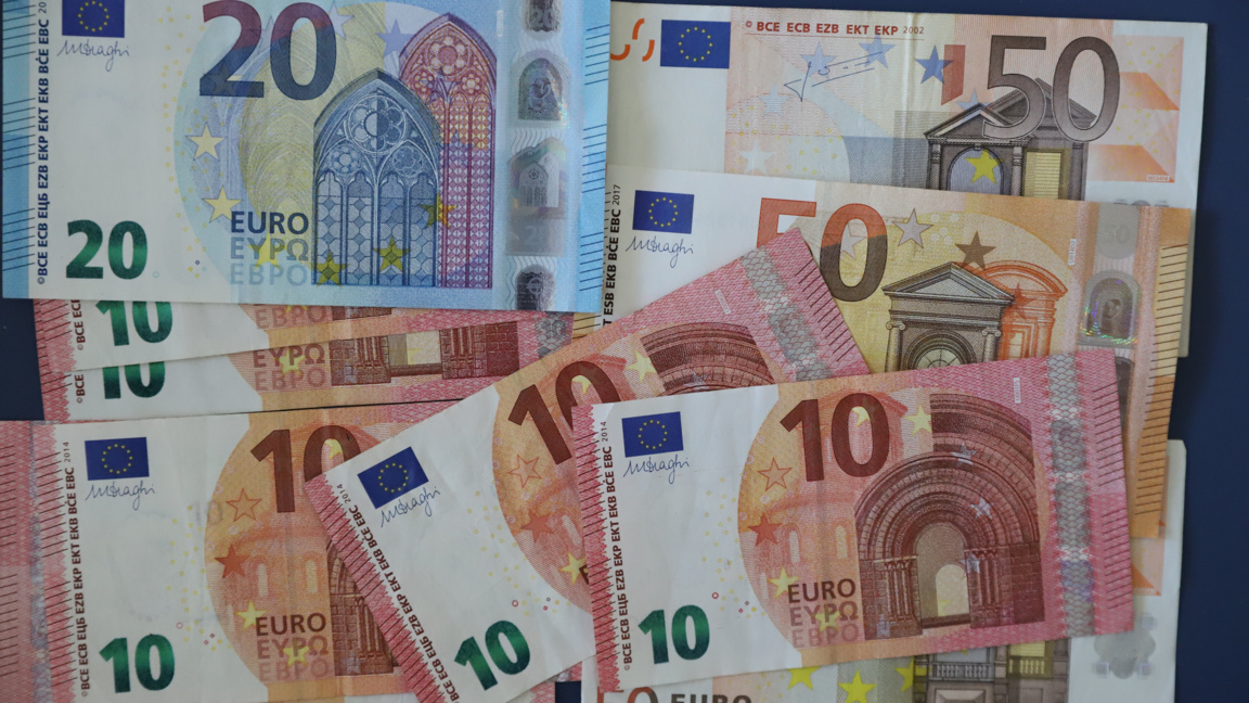 Mos pranoni pagesa dhe kusur me kartëmonedha euro të dëmtuara ose të gërvishtura