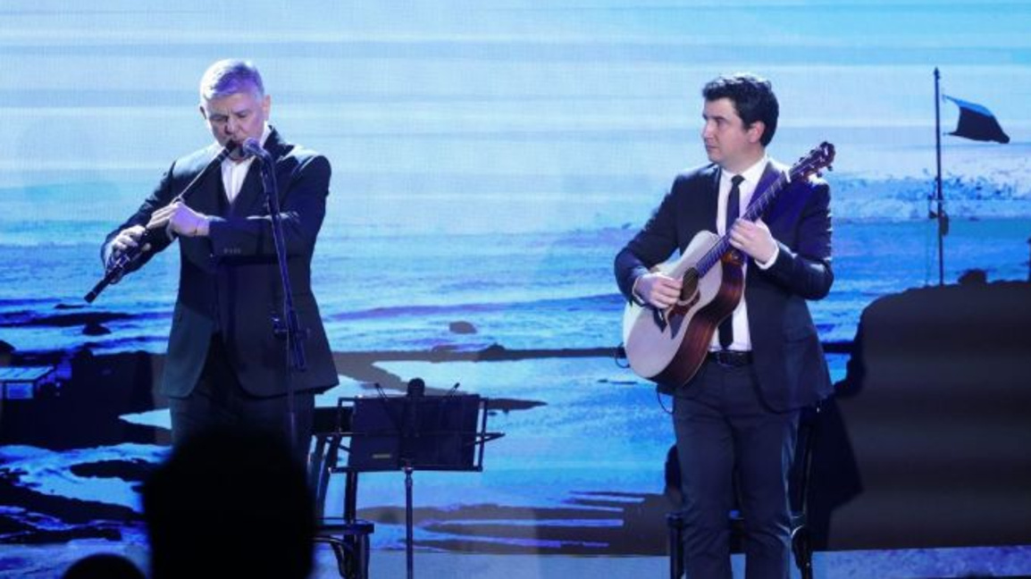 Τεοντόσι Σπάσοφ (αριστερά) και Χριστιάν Τσβιάτκοφ