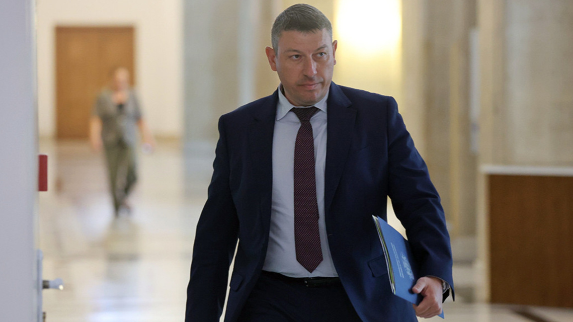 Деньо Денев