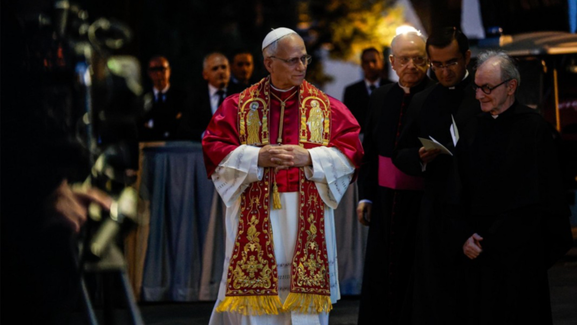 Приключва визитата на папа Лъв XIV в Лив...